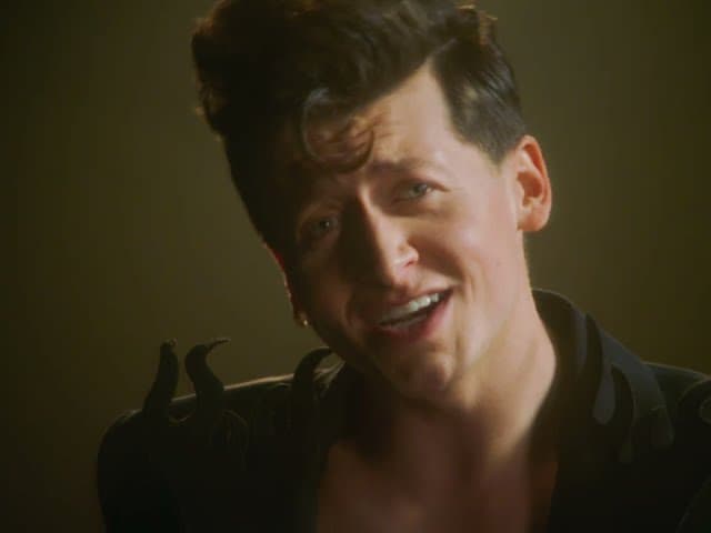 Stan Rittner - Qui tu es  ? (Clip officiel)